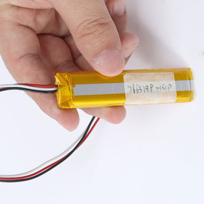 Lipo 3.7 V Lithium Polymer Rechargeable Battery 1050mAh For Consumer Electronics
